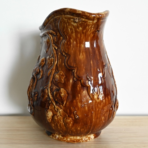 Large Antique Rockingham Pottery Pitcher w/ Angel Playing Harp - Picture 2 of 16